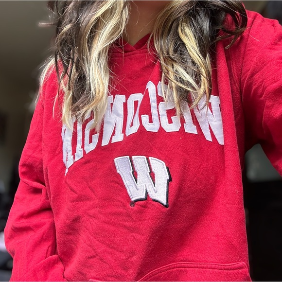 vintage bright red wisconsin sports college sweater hoodie oversized size large - Picture 3 of 10